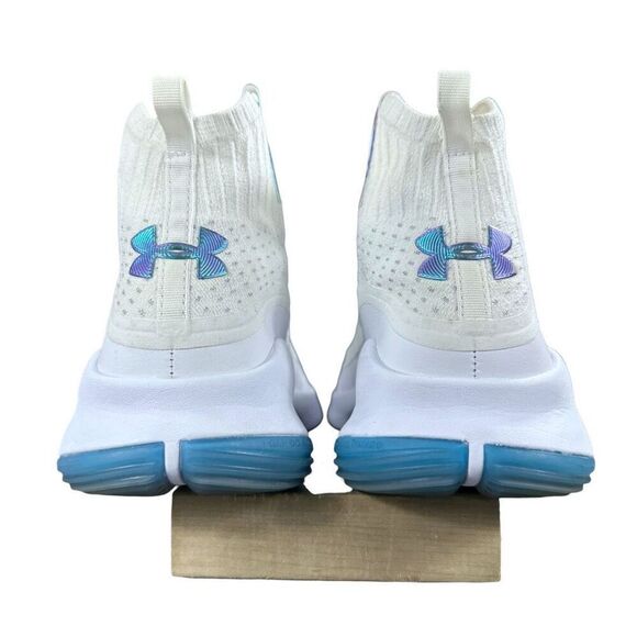 Athletic_Shoes
